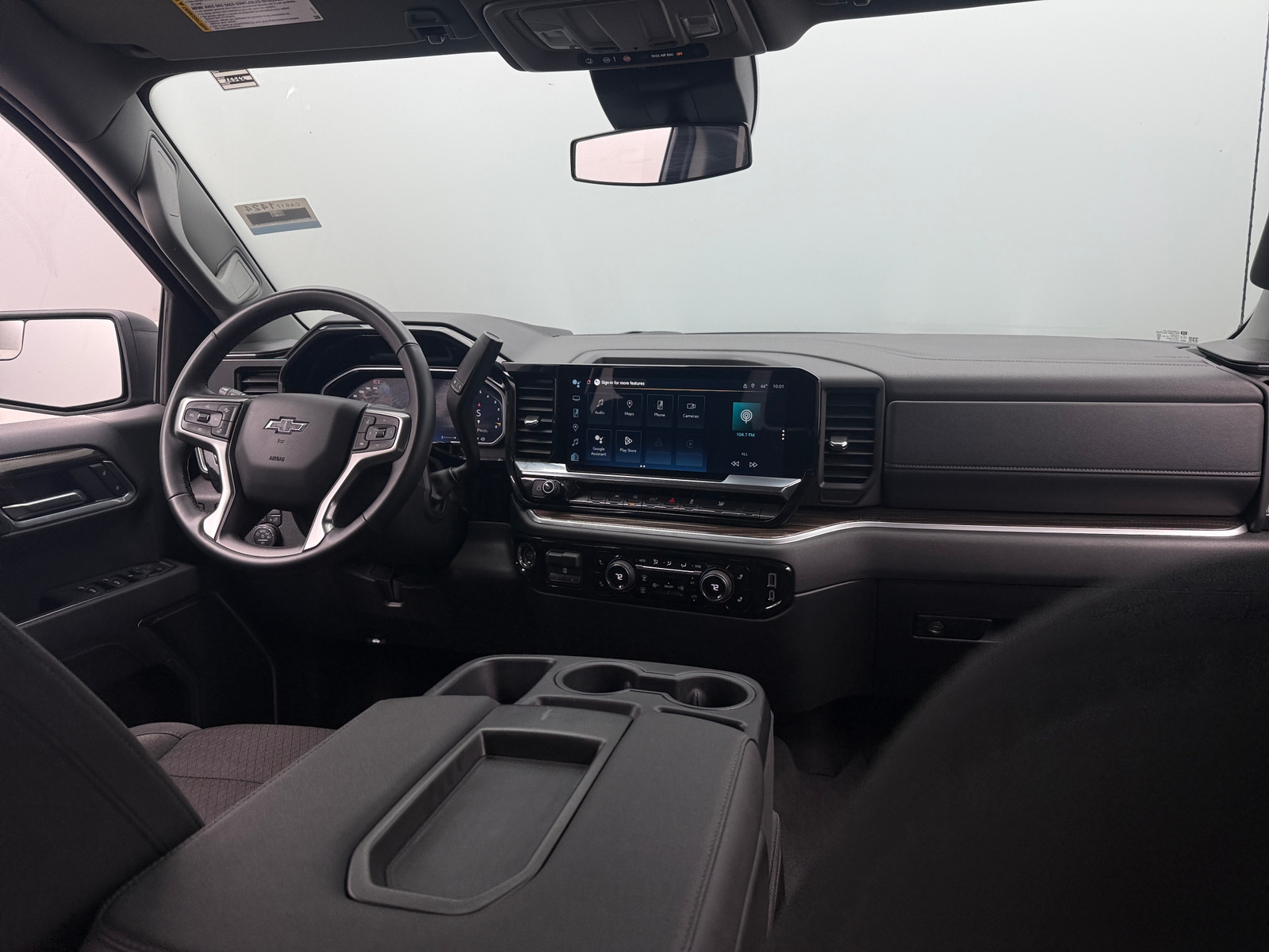 Thumbnail: 2026 Chevrolet Silverado 1500 - 3