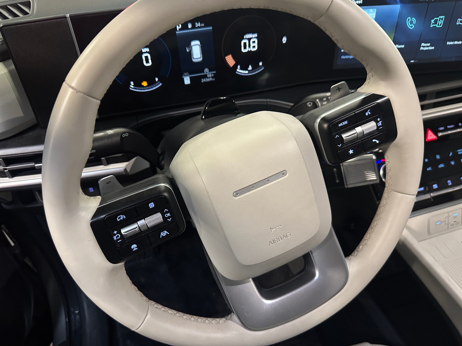 Thumbnail: 2024 Hyundai Santa Fe - 4