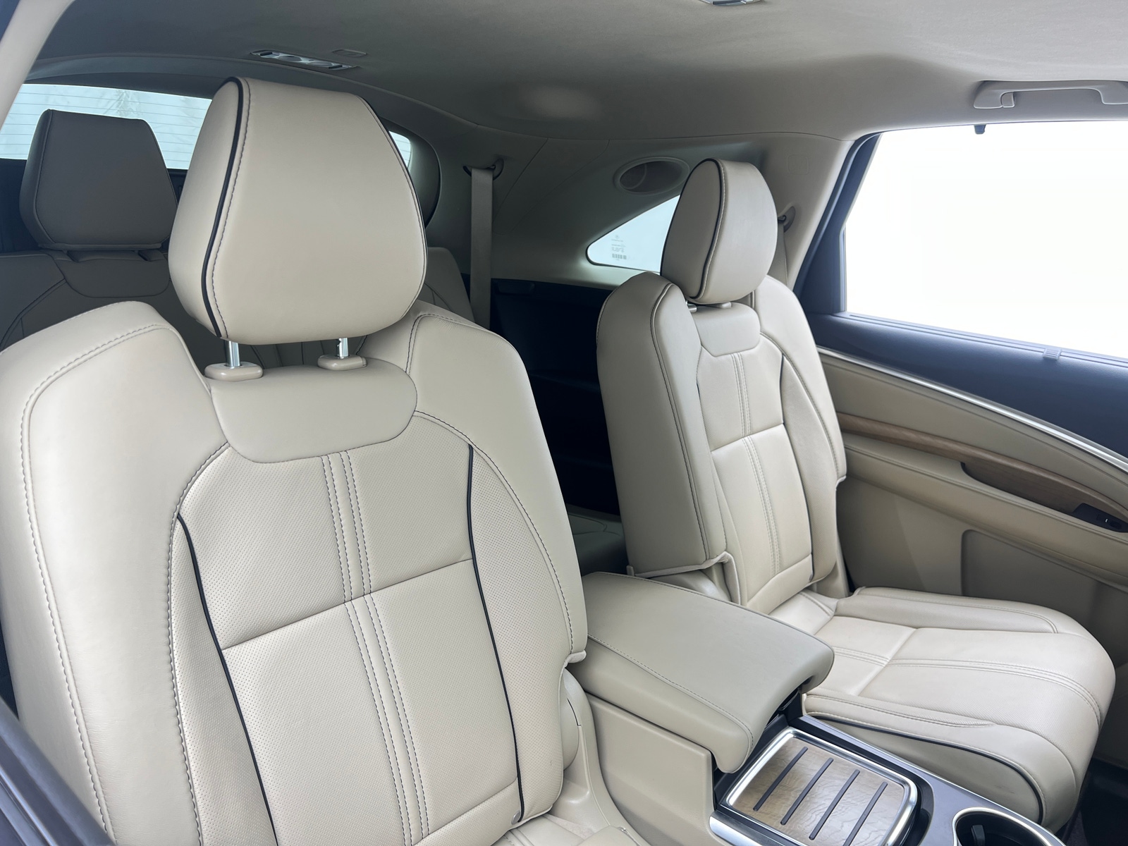 Thumbnail: 2020 Acura MDX - 5