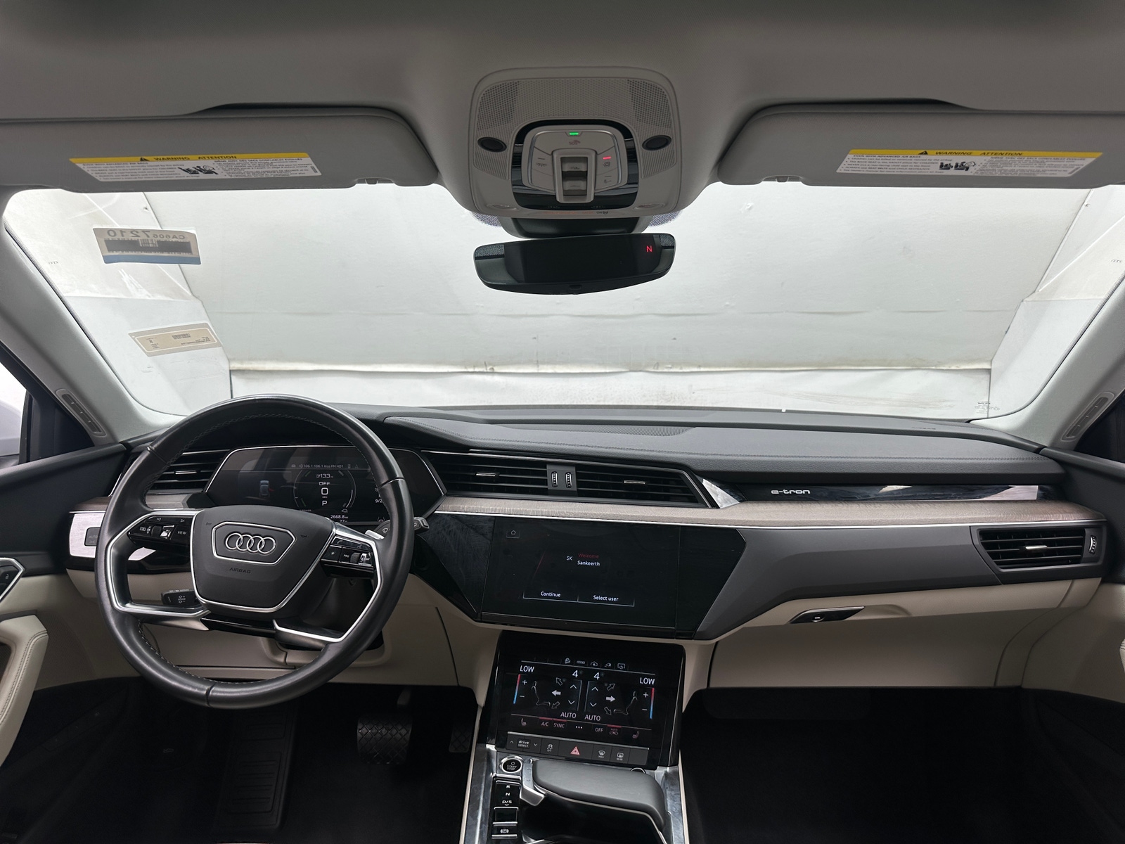 Thumbnail: 2024 Audi Q8 e-tron - 2