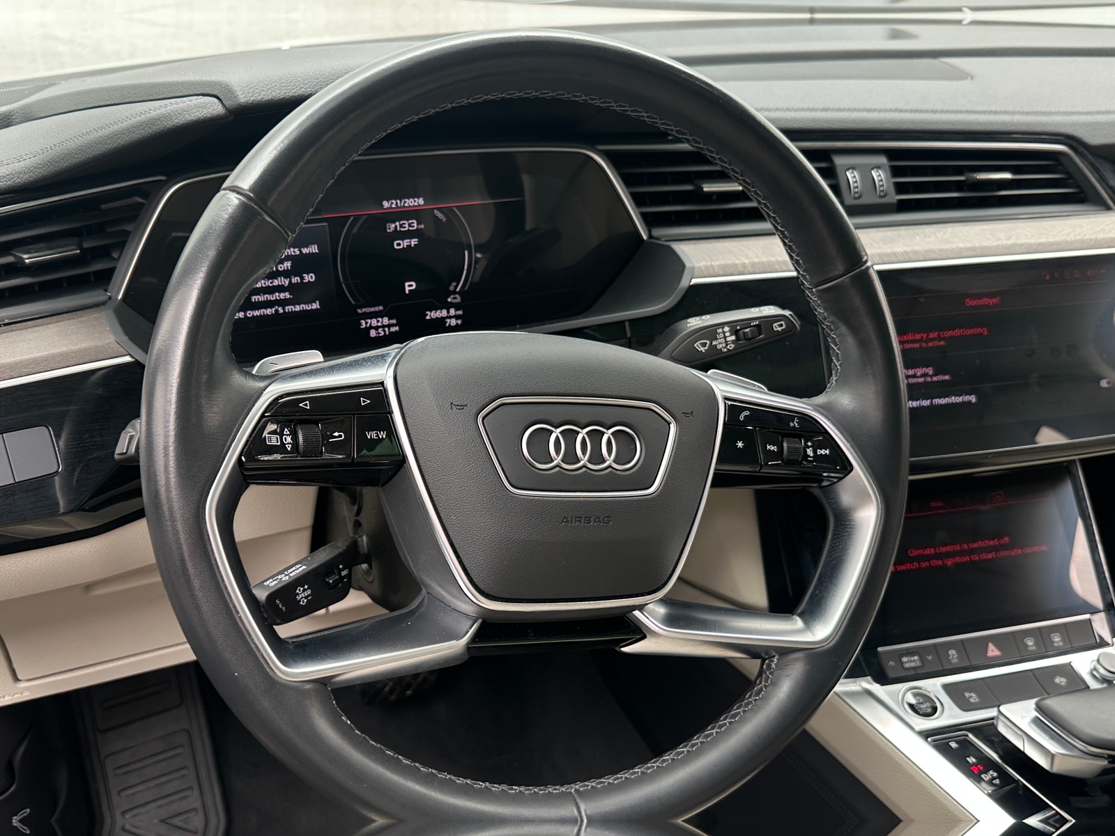 Thumbnail: 2024 Audi Q8 e-tron - 4