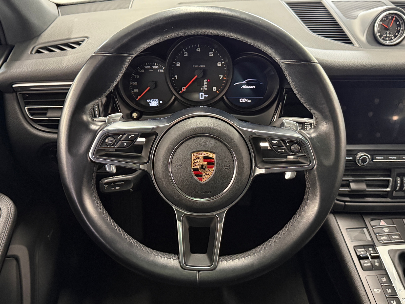 Thumbnail: 2020 Porsche Macan - 4