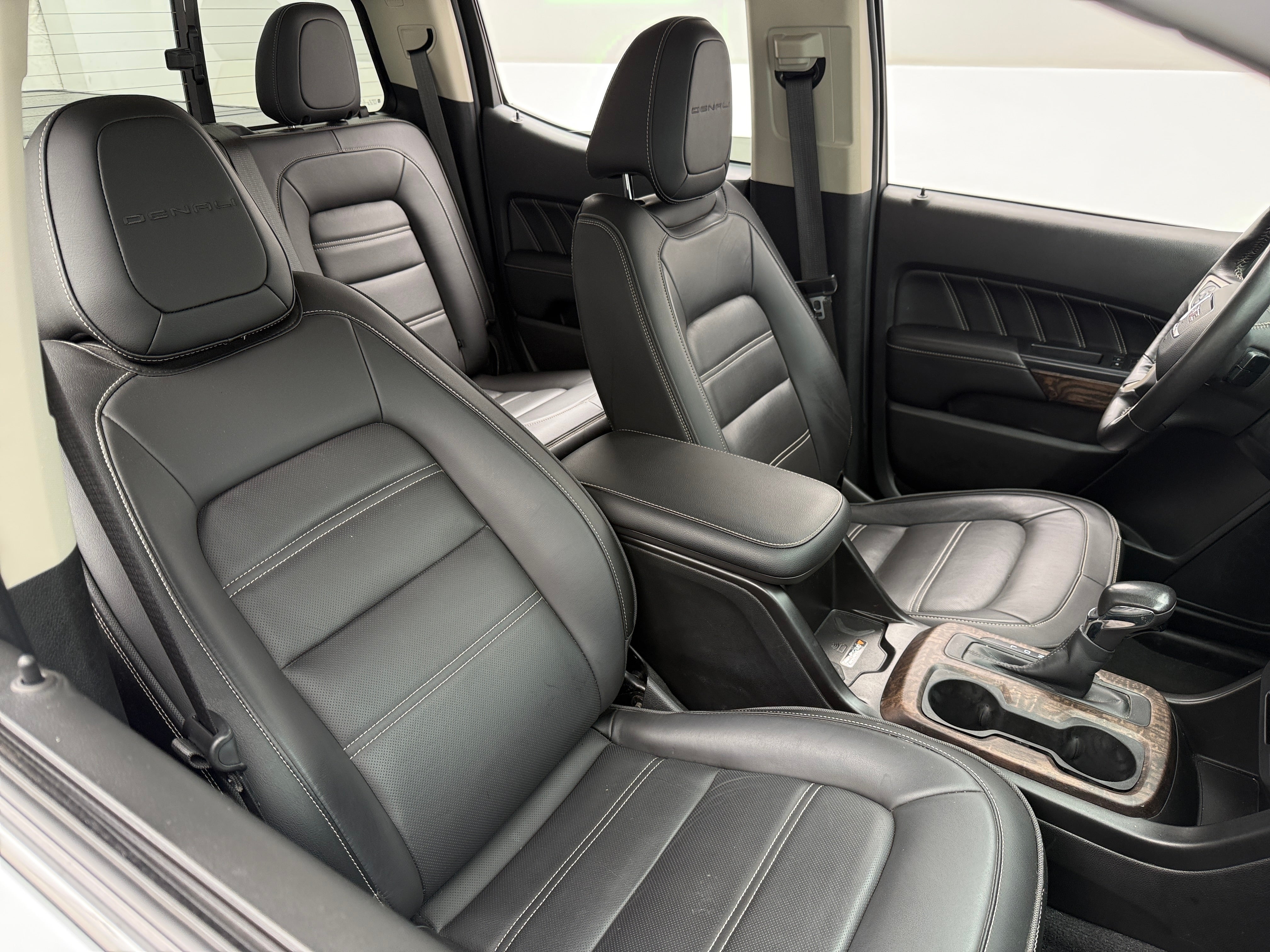 2022 GMC Canyon