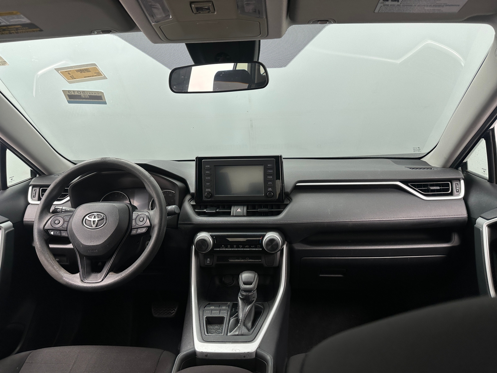 Thumbnail: 2019 Toyota RAV4 - 3
