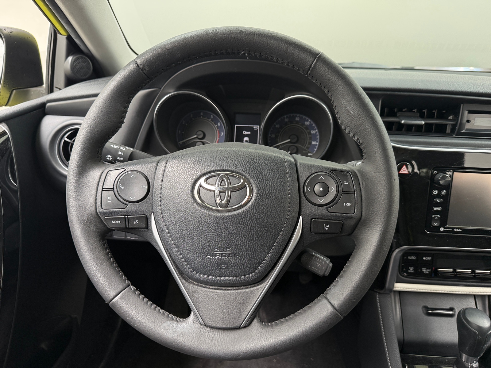Thumbnail: 2017 Toyota Corolla iM - 5