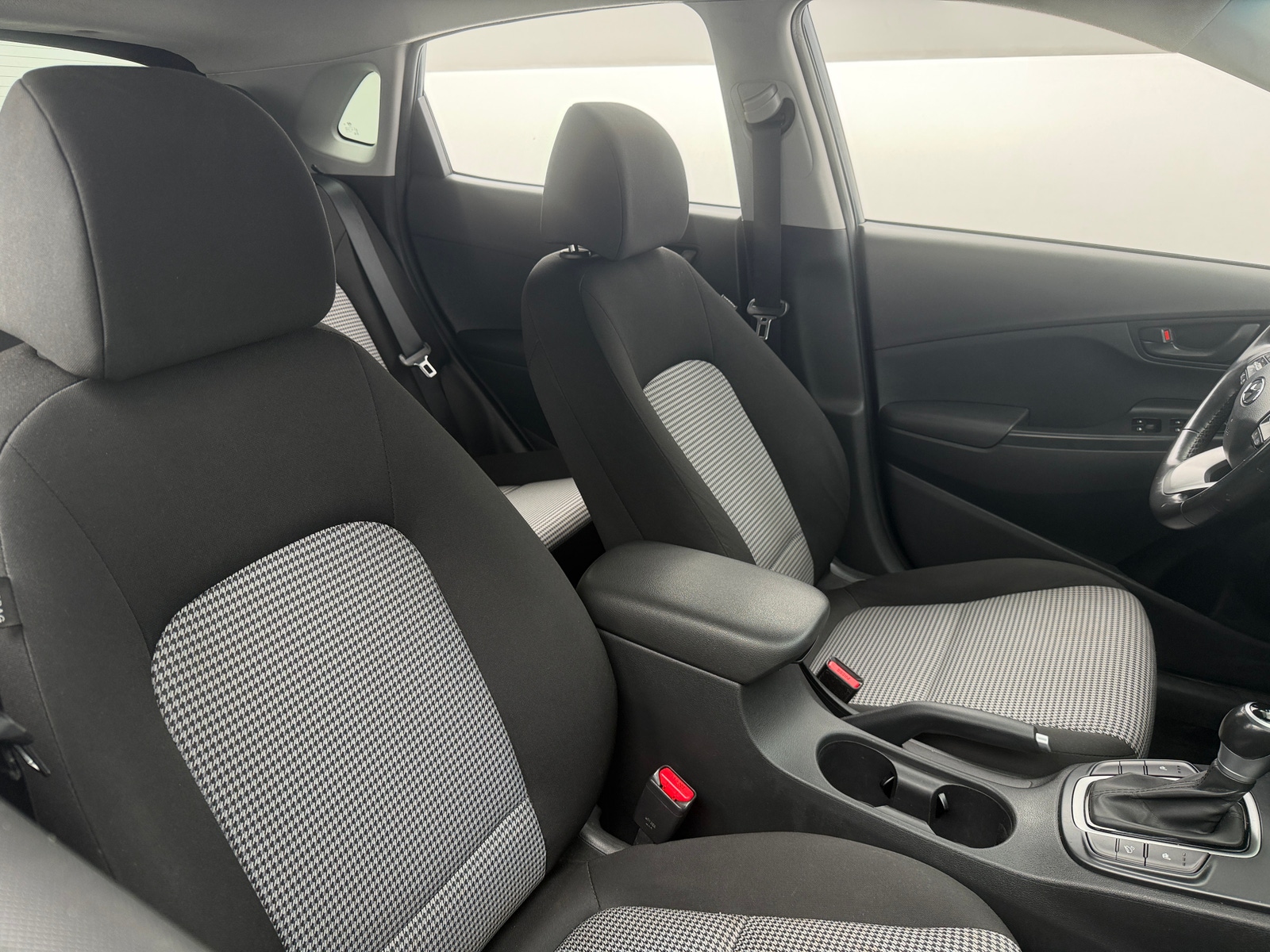 Thumbnail: 2021 Hyundai Kona - 2