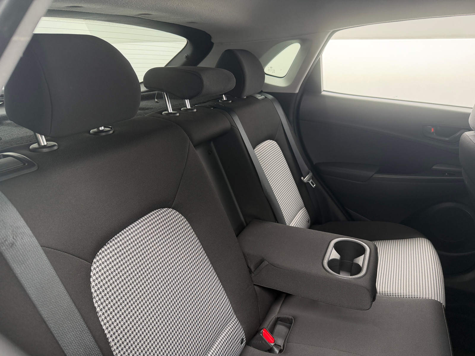 Thumbnail: 2021 Hyundai Kona - 6