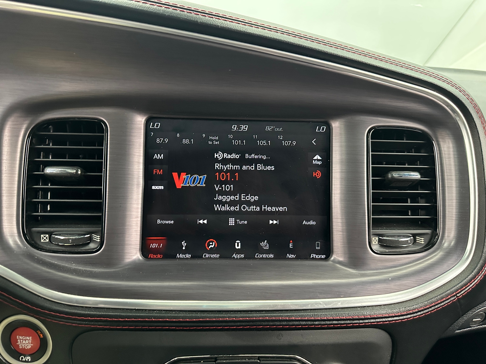 Thumbnail: 2019 Dodge Charger - 4