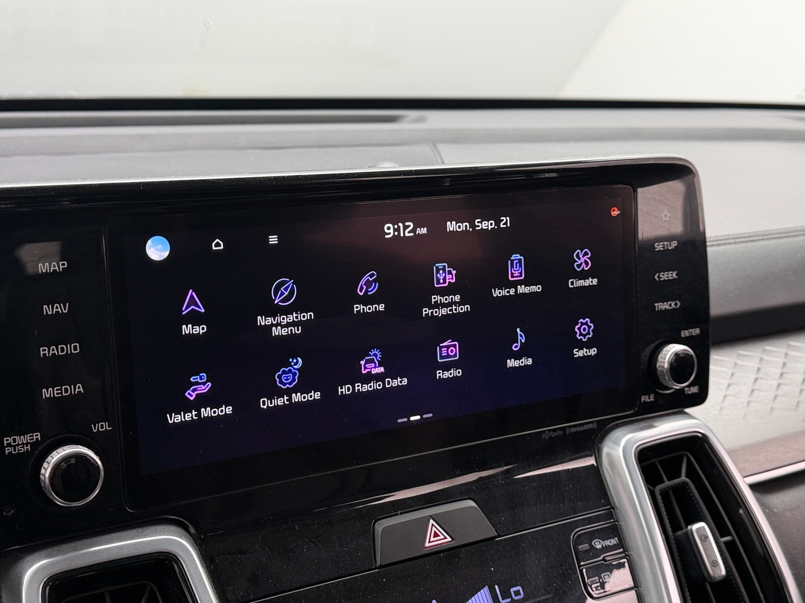 Thumbnail: 2023 Kia Sorento - 3