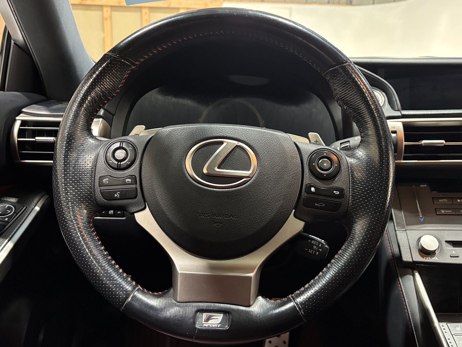 Thumbnail: 2016 Lexus IS - 4