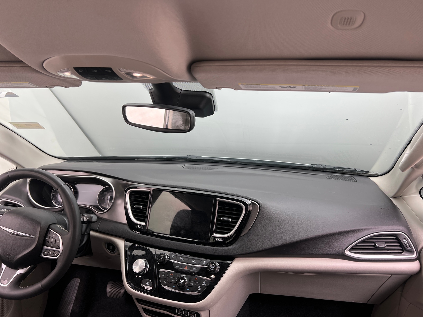 Thumbnail: 2024 Chrysler Pacifica - 2