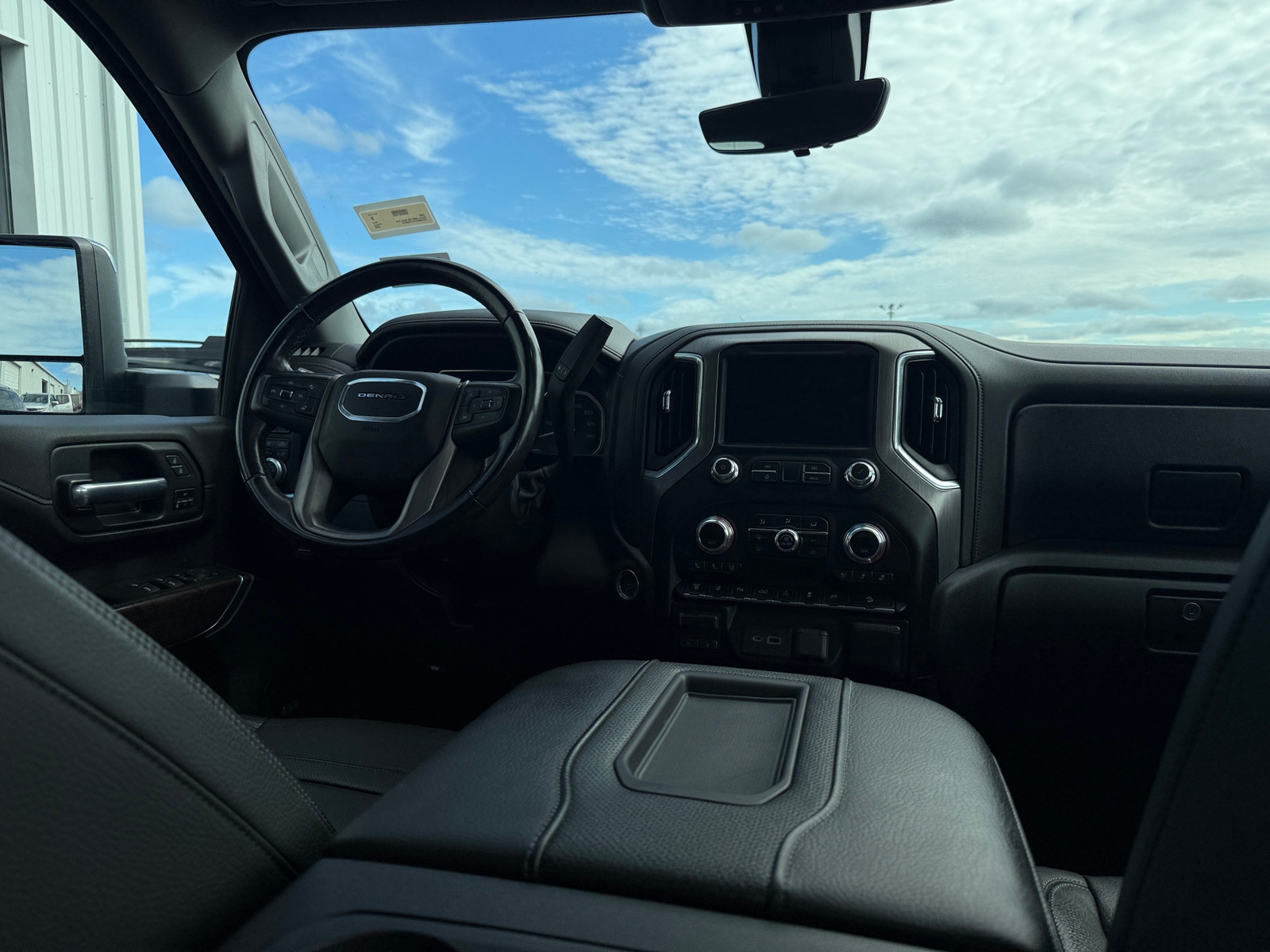 Thumbnail: 2020 GMC Sierra 2500 - 2