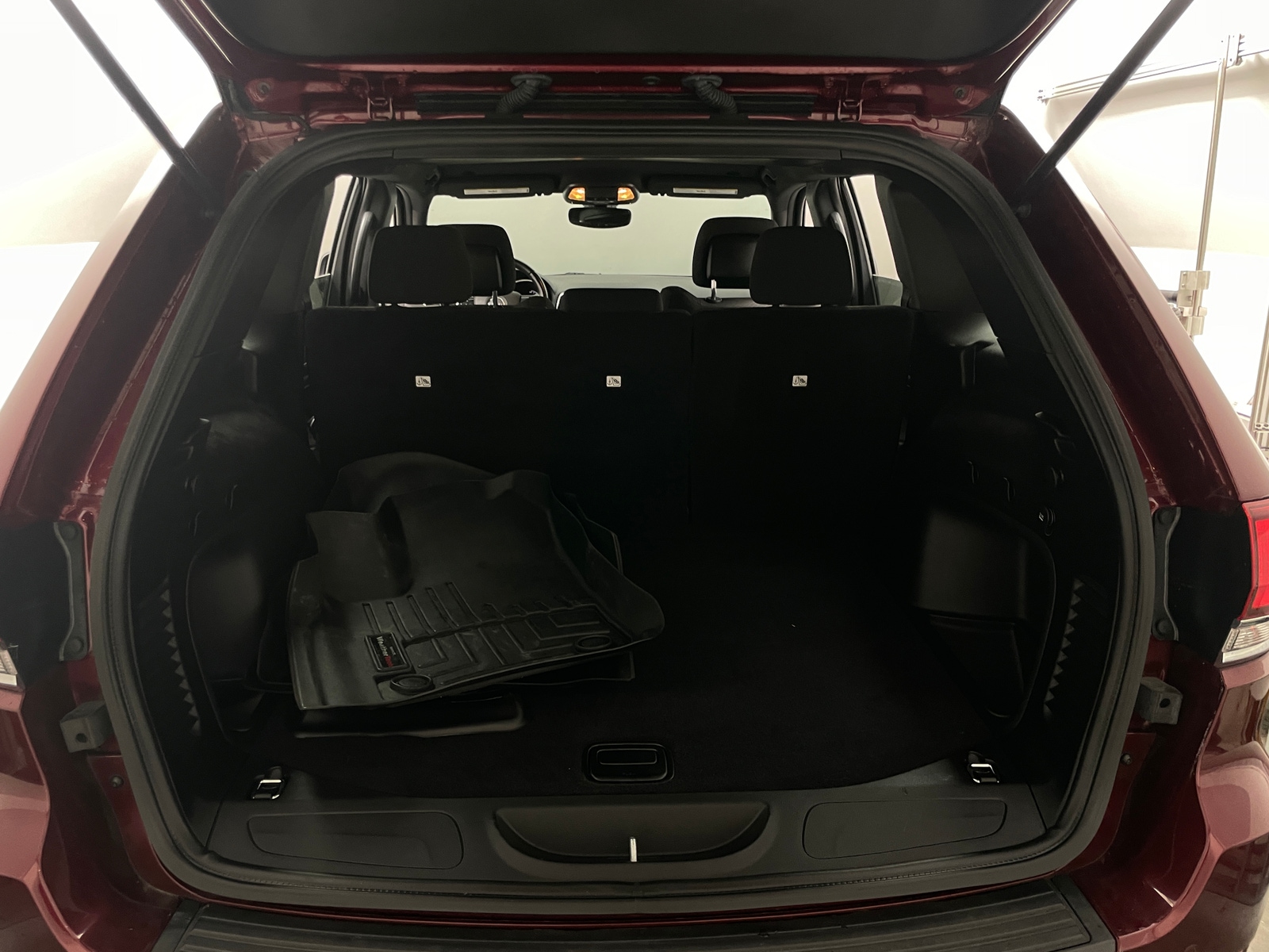 Thumbnail: 2022 Jeep Grand Cherokee - 7