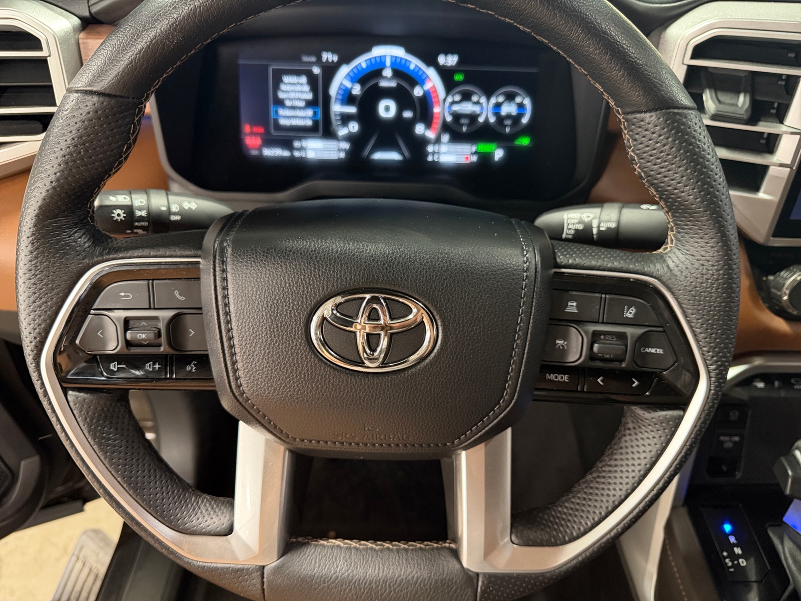 Thumbnail: 2022 Toyota Tundra - 4