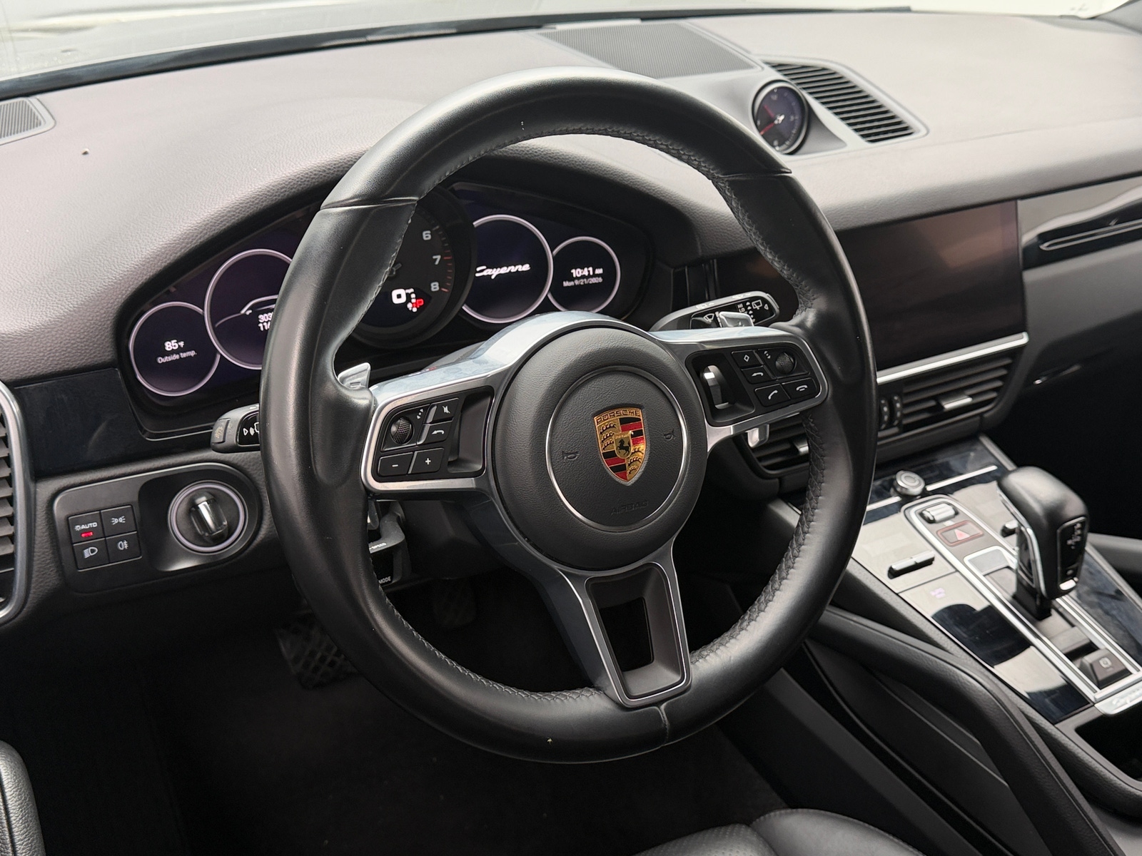 Thumbnail: 2022 Porsche Cayenne - 4