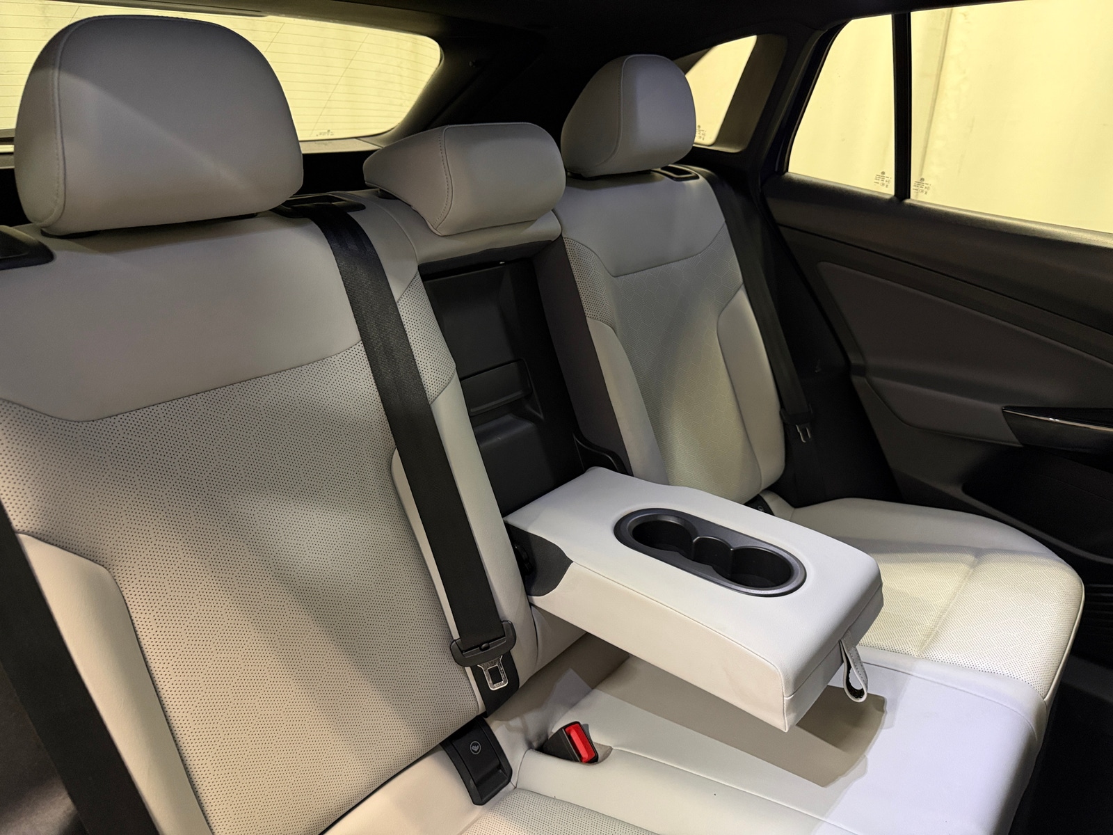 Thumbnail: 2021 Volkswagen ID.4 - 5