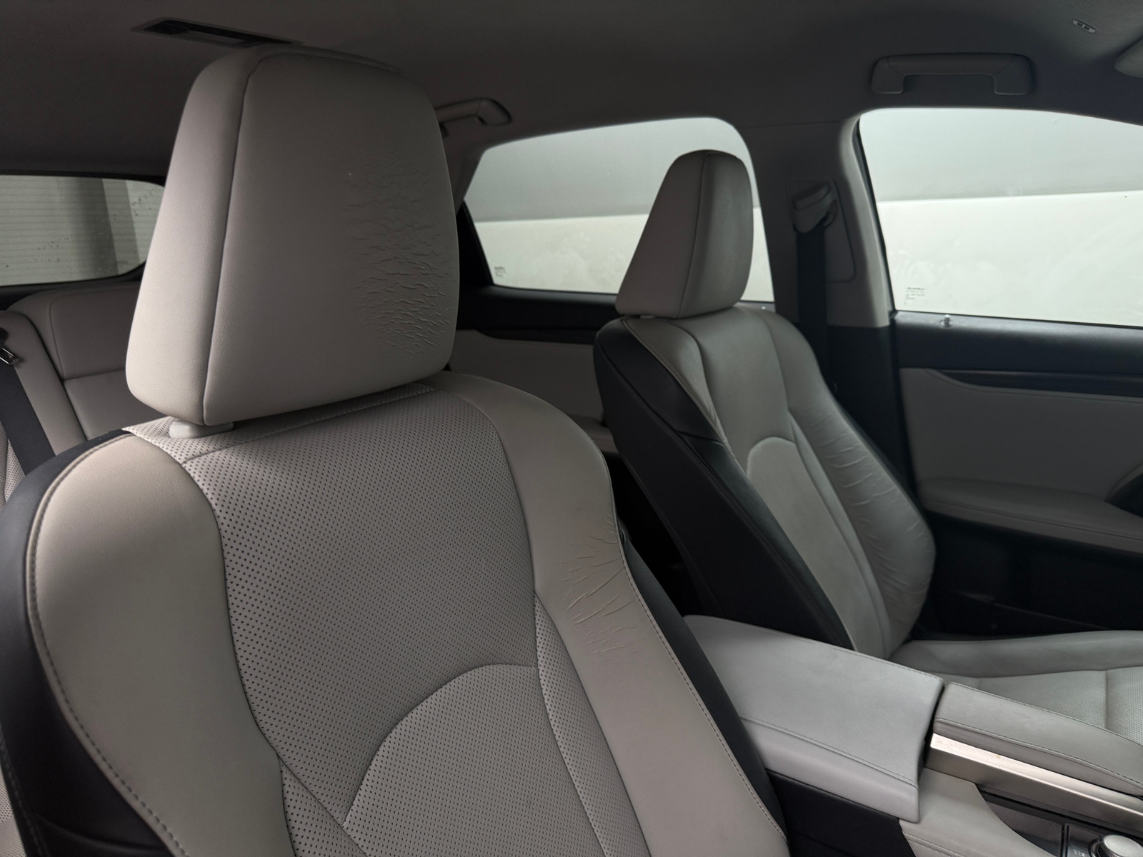 Thumbnail: 2016 Lexus RX - 2