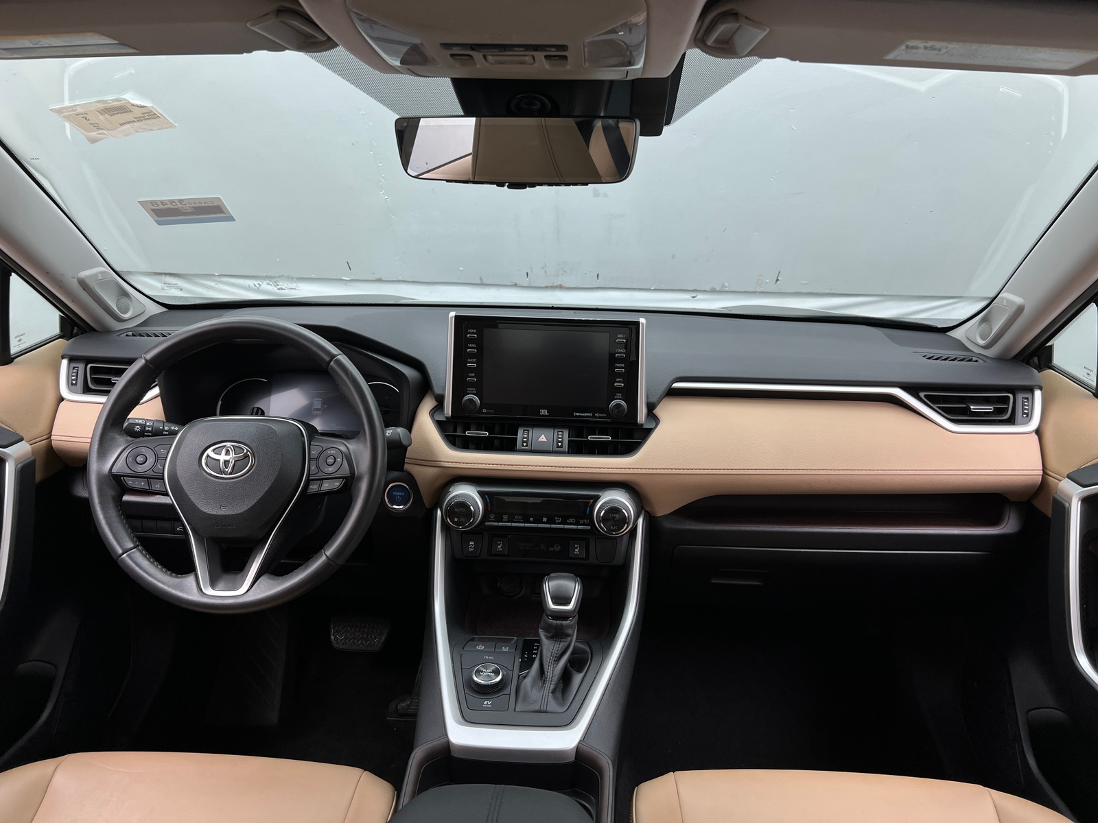 Thumbnail: 2020 Toyota RAV4 - 3