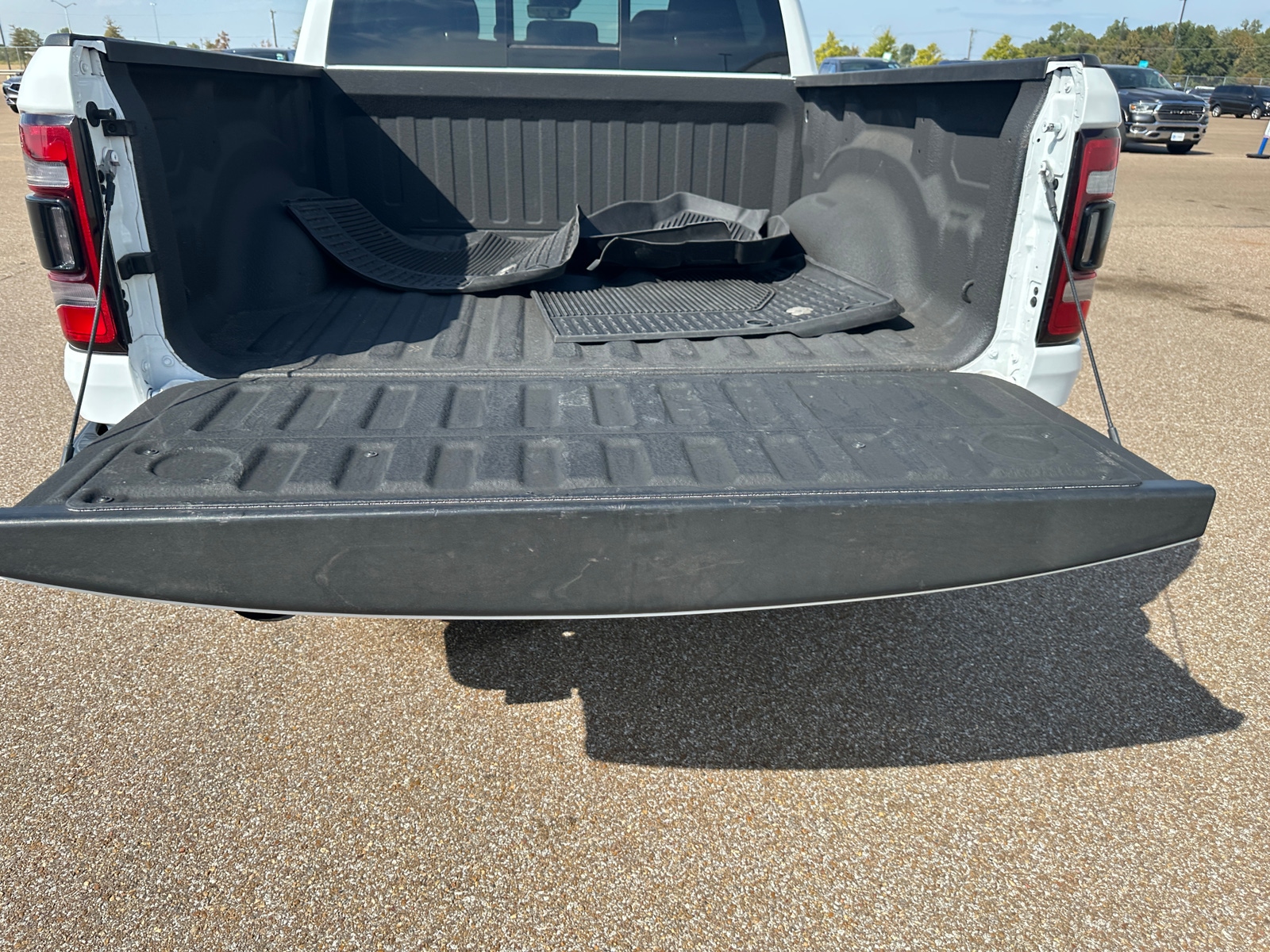 Thumbnail: 2022 RAM 1500 - 6
