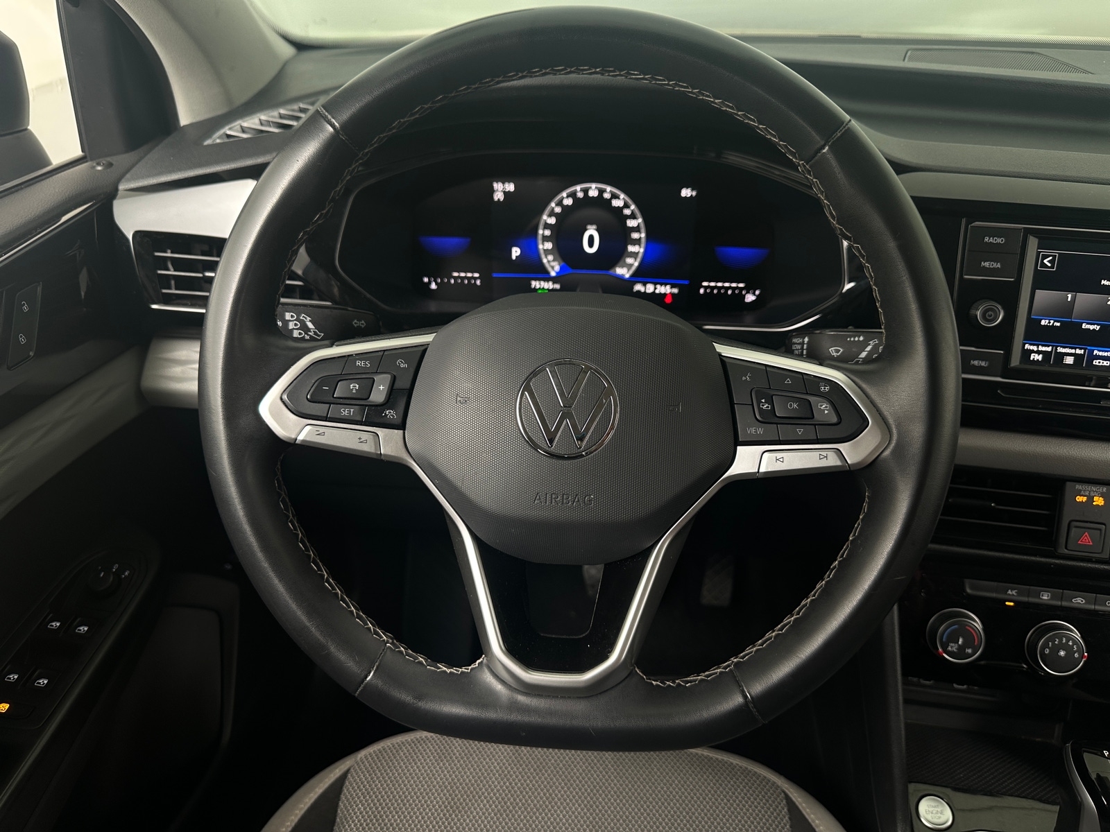 Thumbnail: 2024 Volkswagen Taos - 5