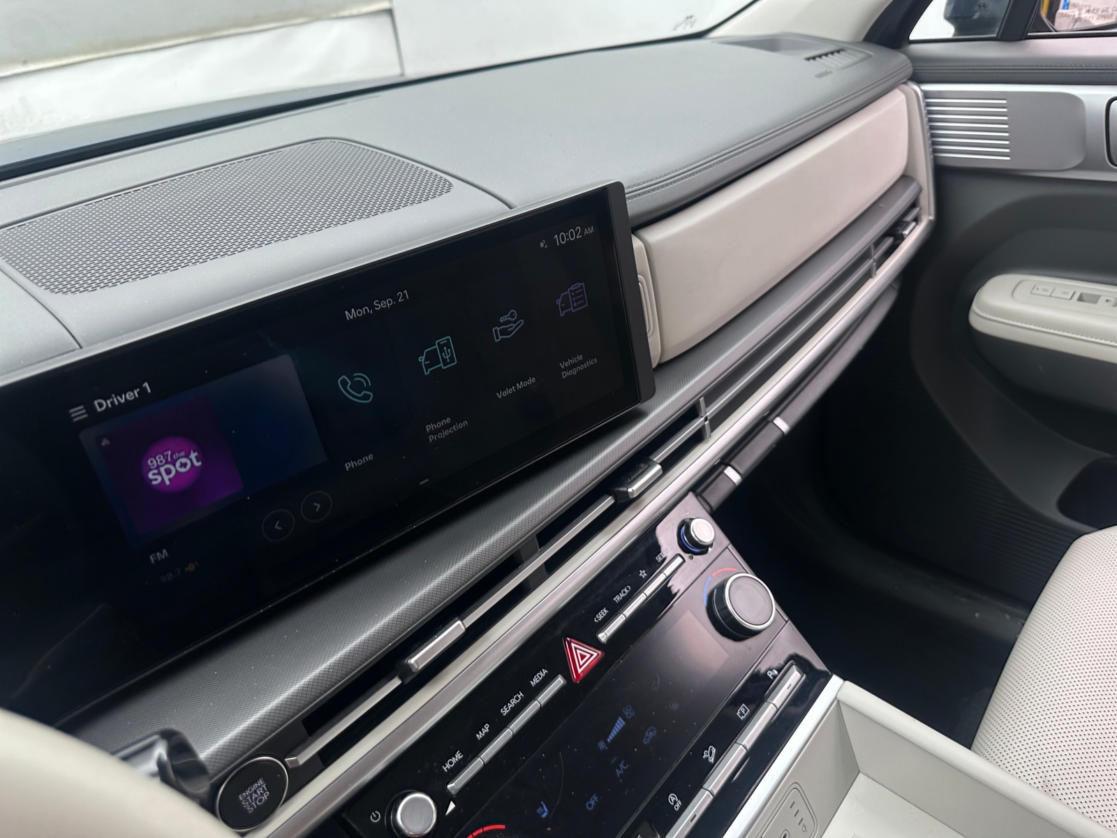 Thumbnail: 2026 Hyundai Santa Fe - 3