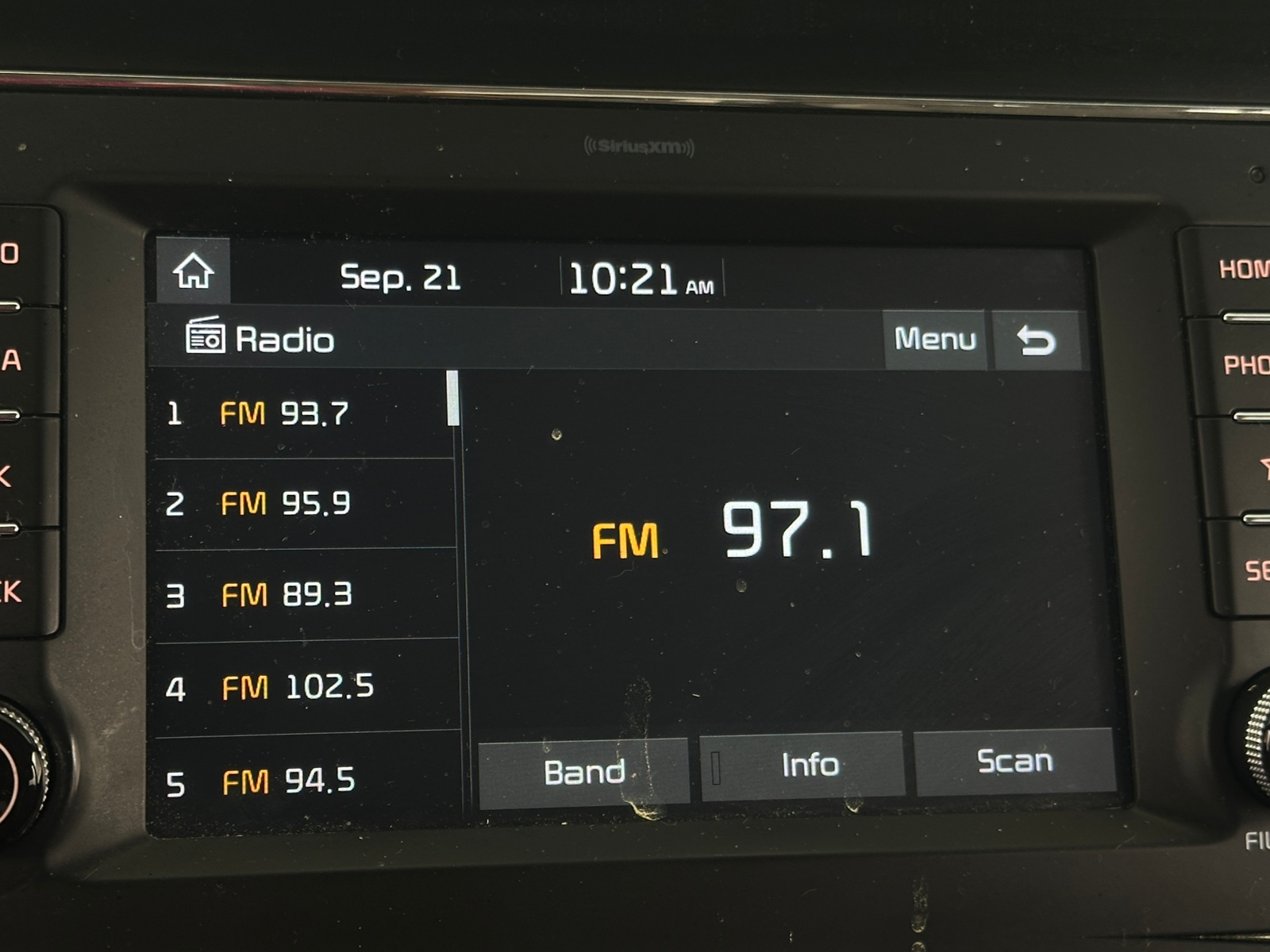 Thumbnail: 2019 Kia Sedona - 3