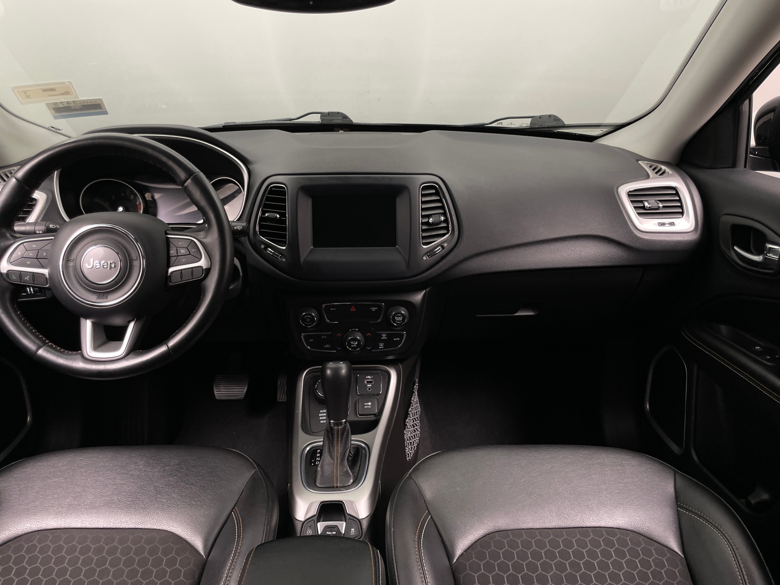 Thumbnail: 2021 Jeep Compass - 3