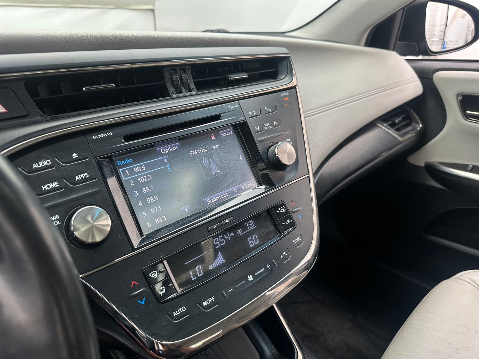 Thumbnail: 2016 Toyota Avalon - 4