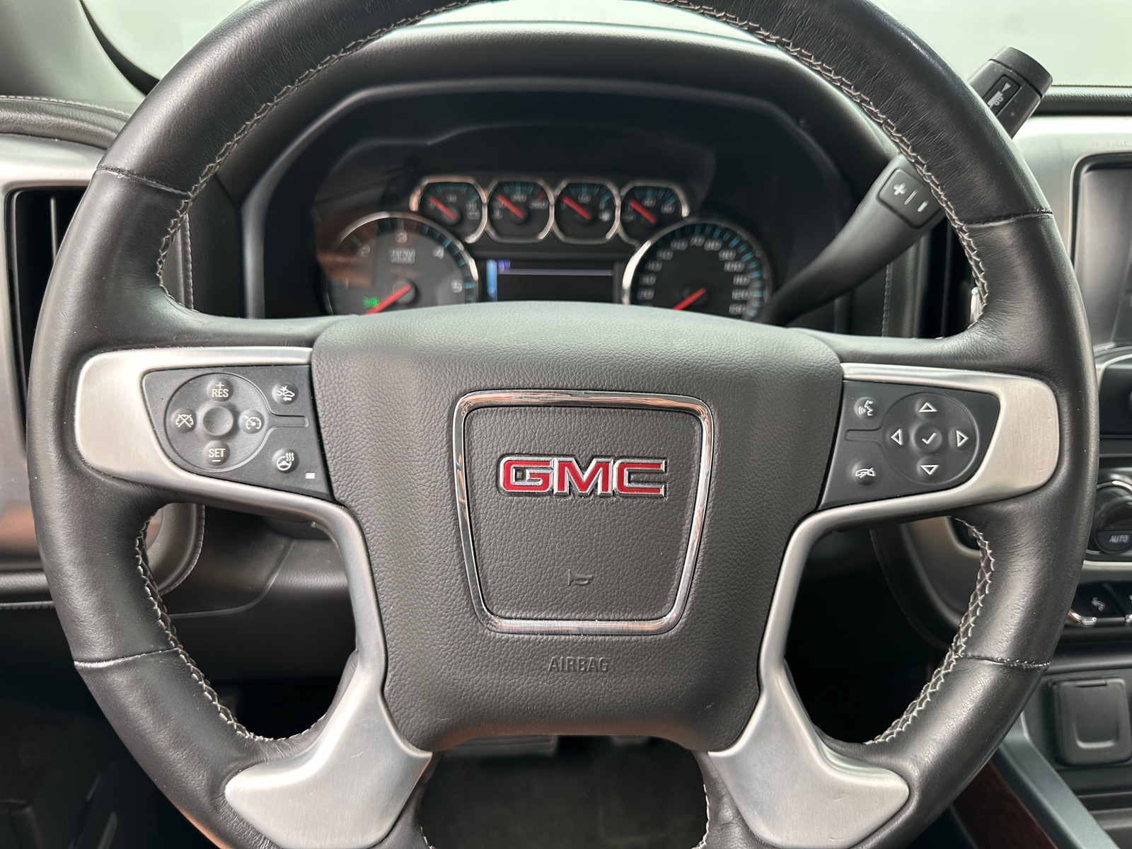 Thumbnail: 2017 GMC Sierra 1500 - 4