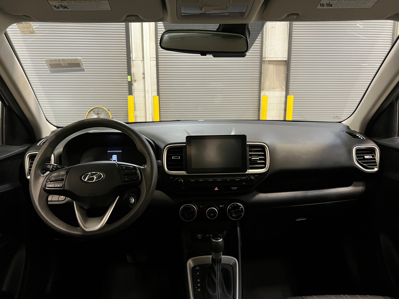 Thumbnail: 2023 Hyundai Venue - 3