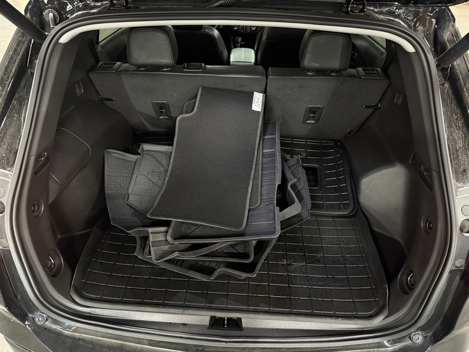 Thumbnail: 2023 Chevrolet Equinox - 6