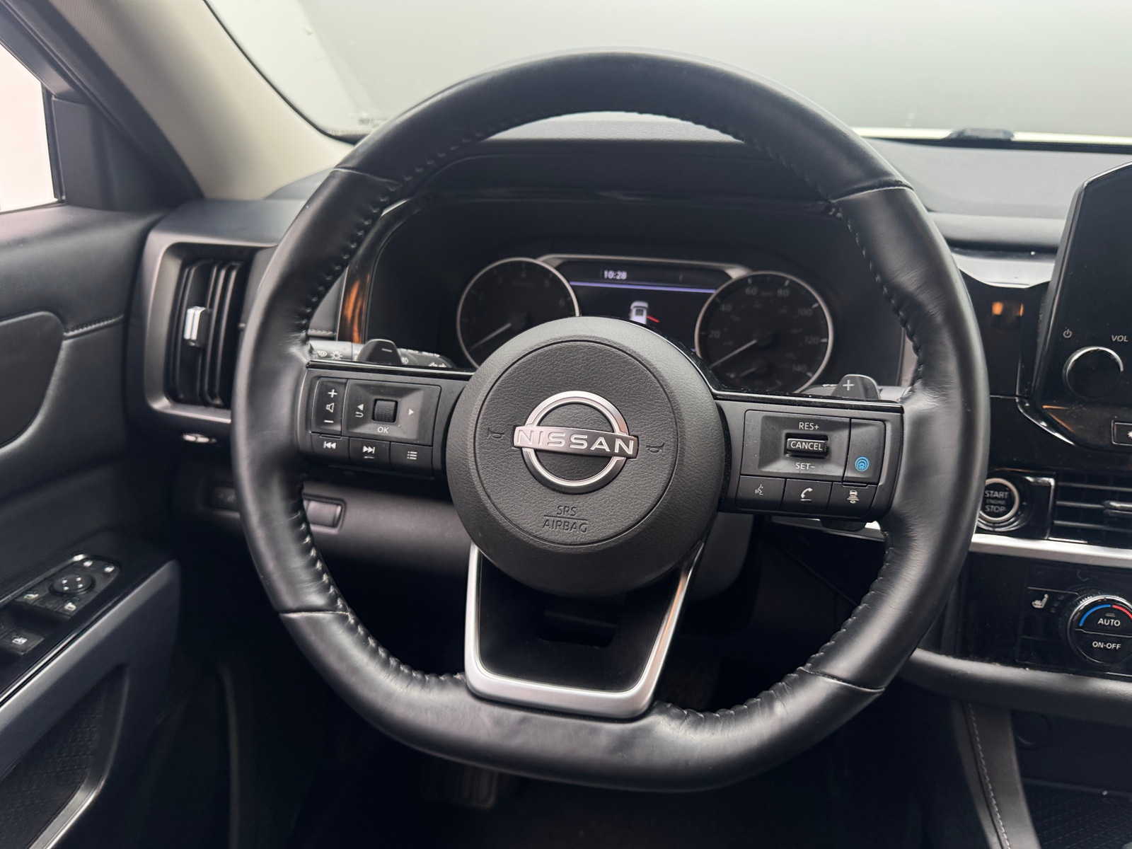 Thumbnail: 2022 Nissan Pathfinder - 4