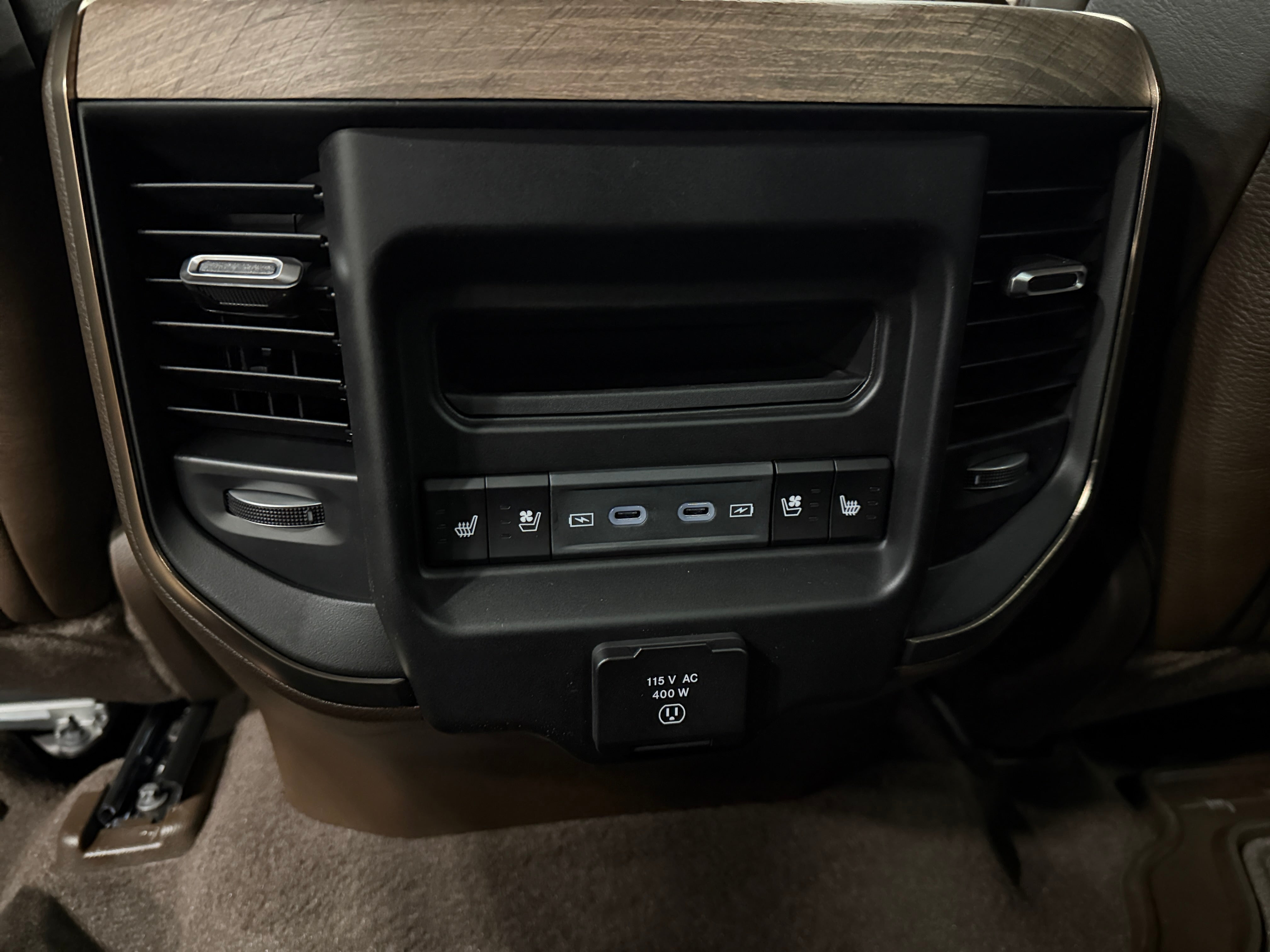 2027 RAM 1500