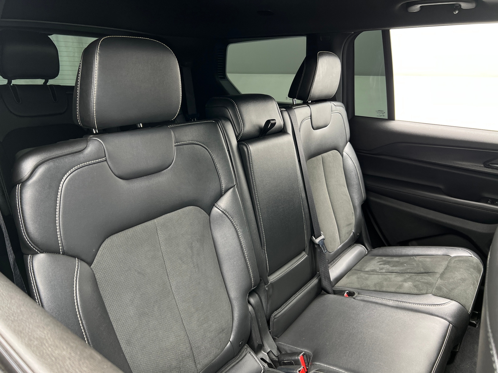 Thumbnail: 2025 Jeep Grand Cherokee L - 5
