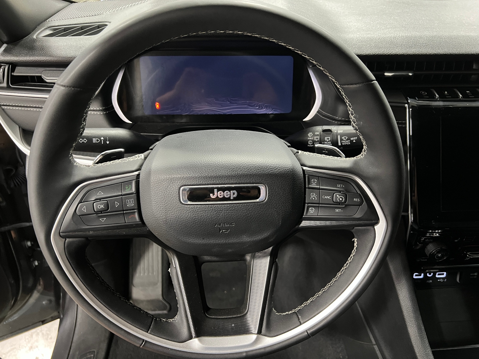 Thumbnail: 2025 Jeep Grand Cherokee L - 4