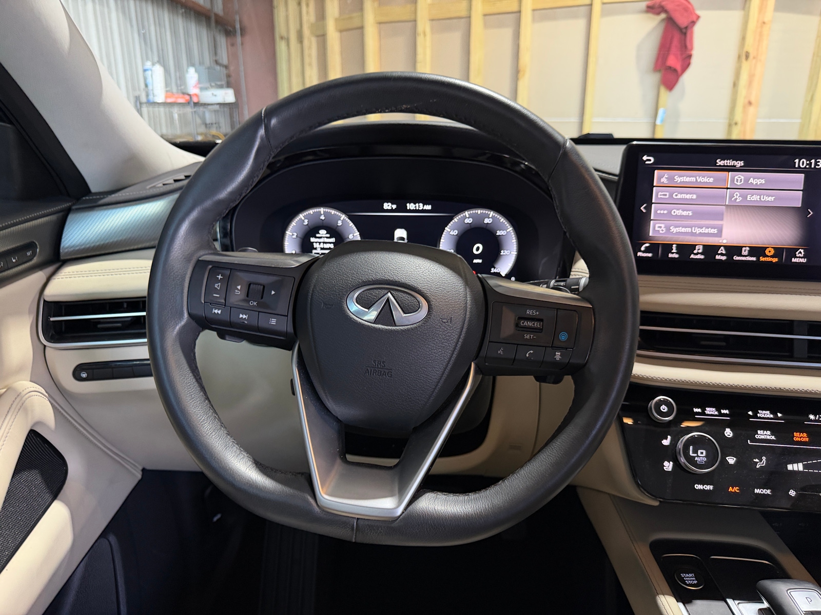 Thumbnail: 2023 INFINITI QX60 - 4