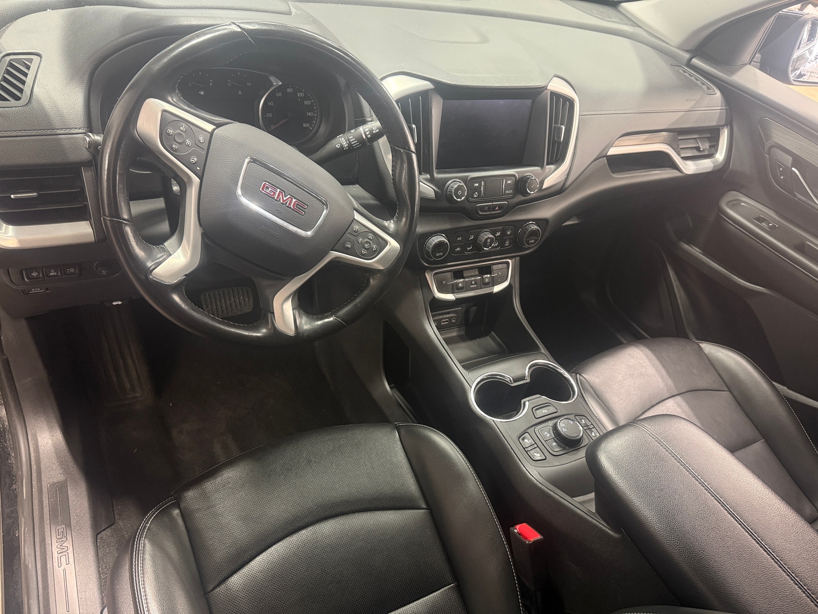 Thumbnail: 2022 GMC Terrain - 2