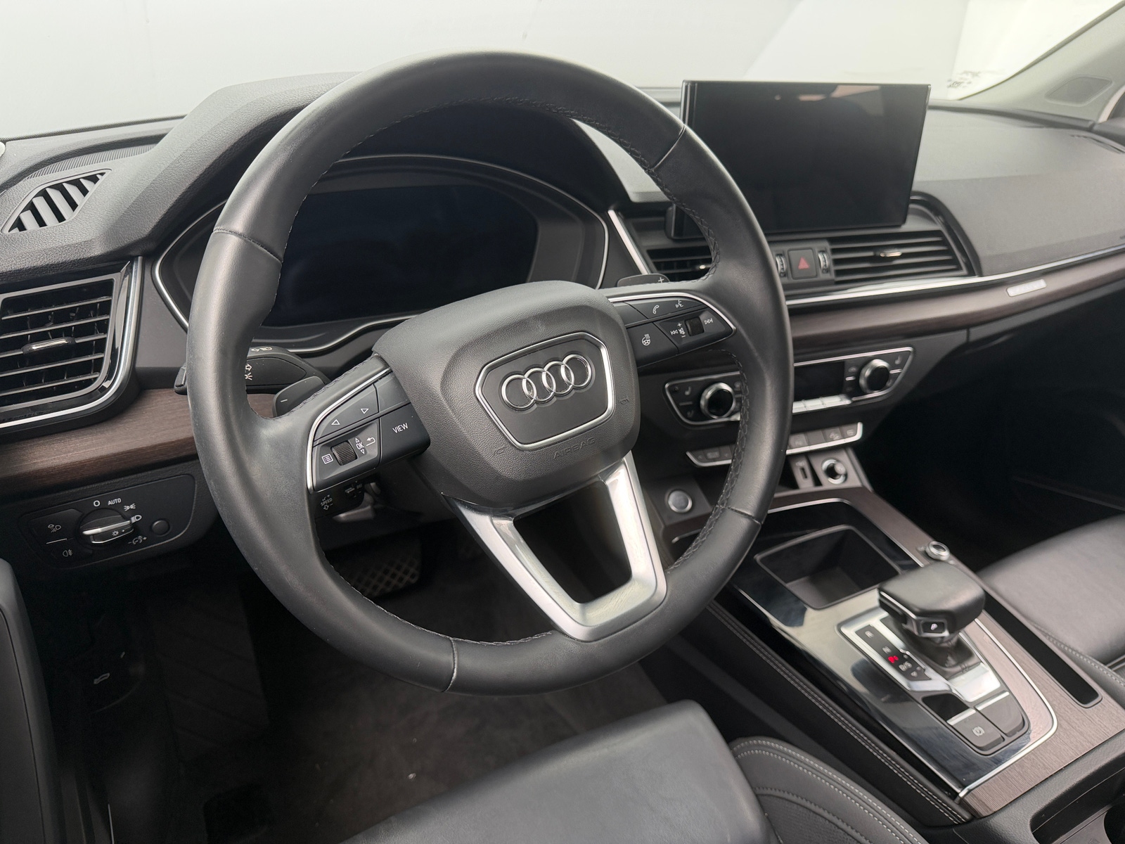 Thumbnail: 2021 Audi Q5 - 4