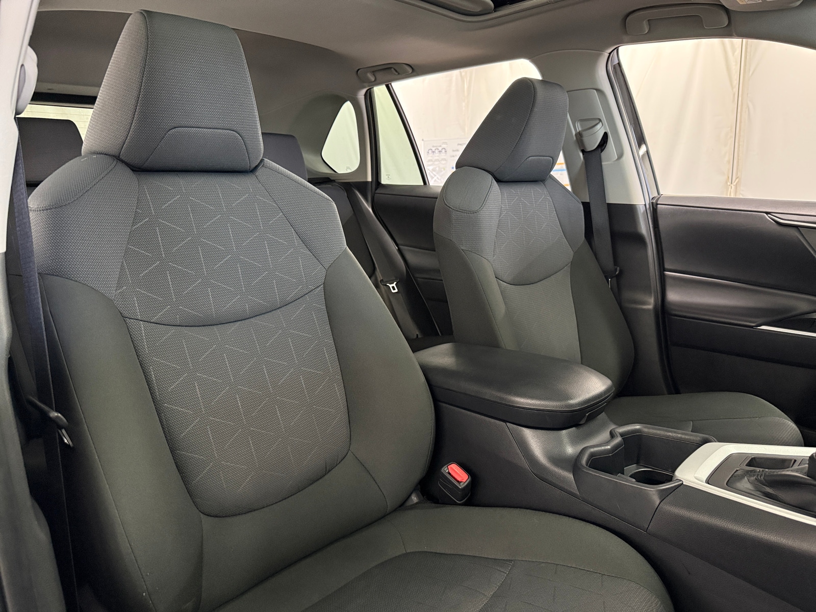 Thumbnail: 2025 Toyota RAV4 - 2