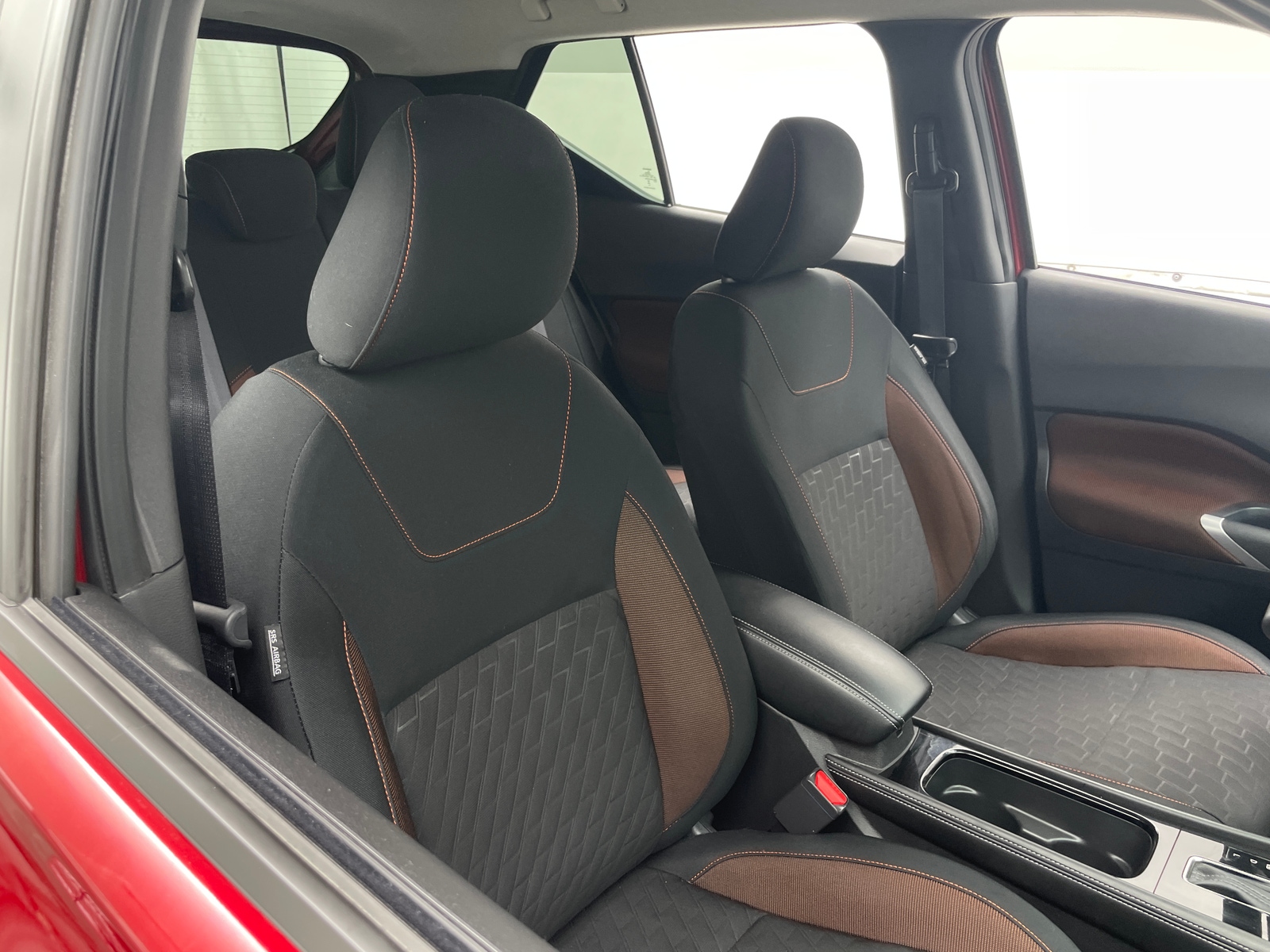 Thumbnail: 2023 Nissan Kicks - 2