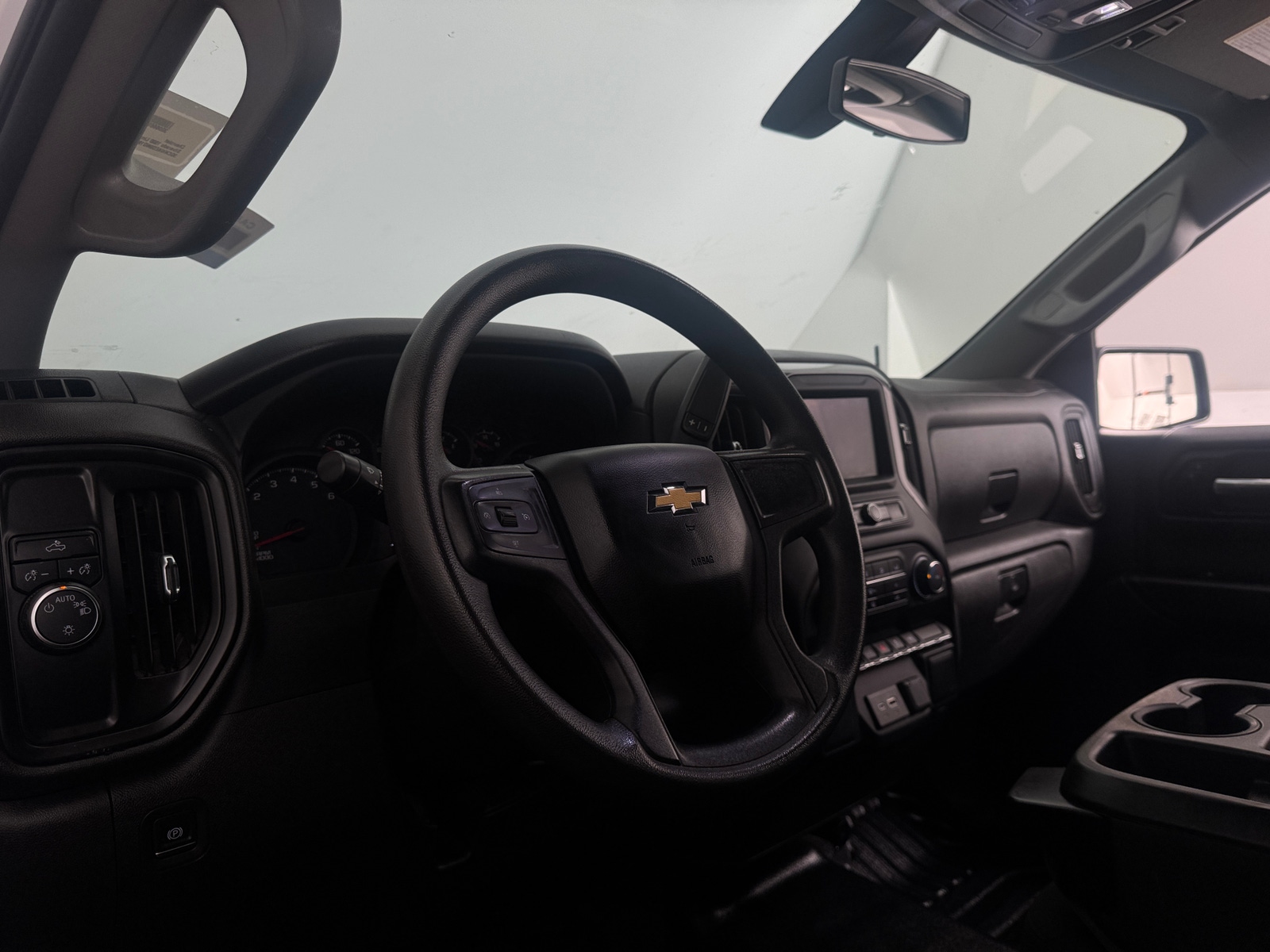 Thumbnail: 2022 Chevrolet Silverado 1500 - 4
