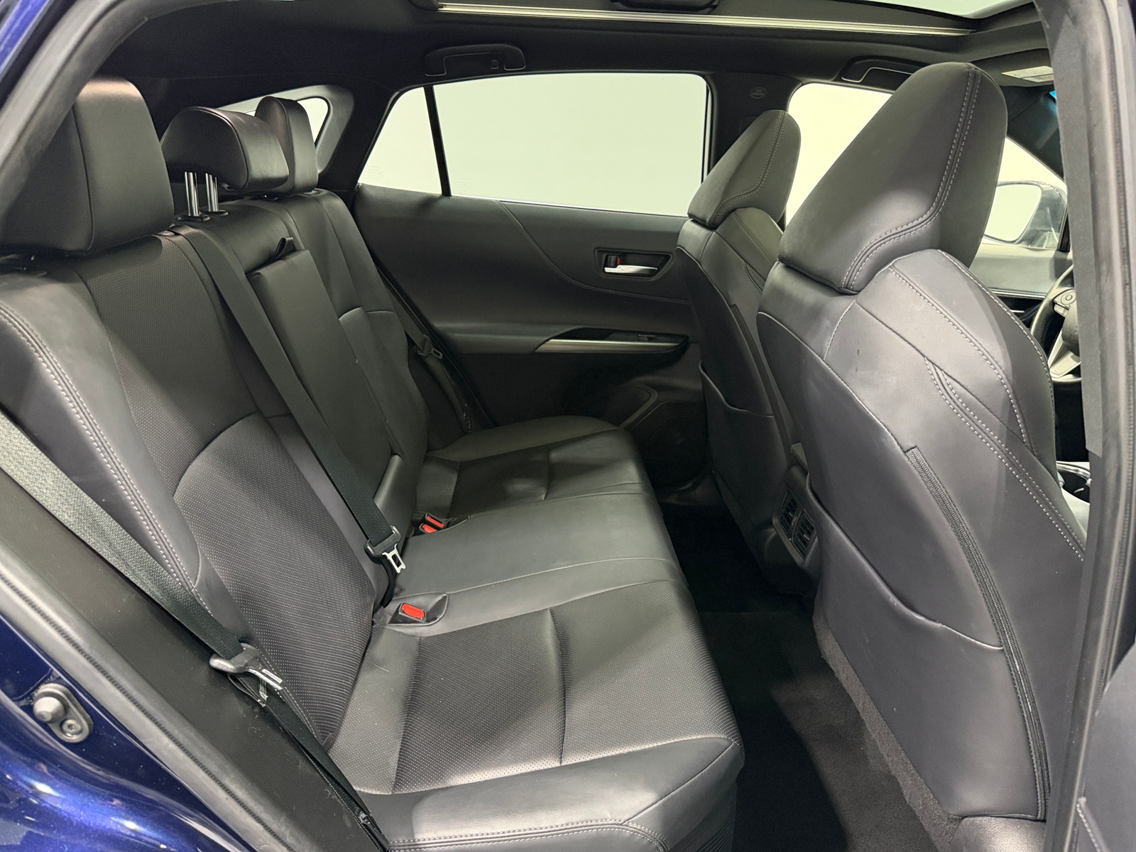 Thumbnail: 2021 Toyota Venza - 6