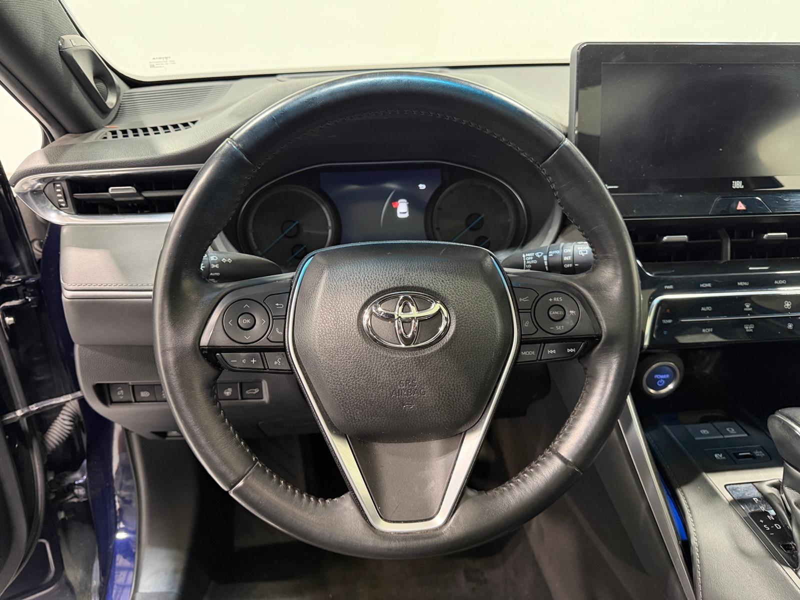 Thumbnail: 2021 Toyota Venza - 5