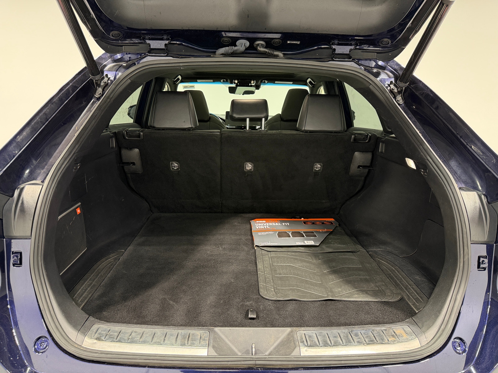 Thumbnail: 2021 Toyota Venza - 7