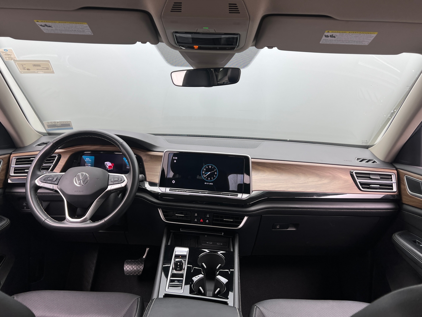 Thumbnail: 2025 Volkswagen Atlas - 3
