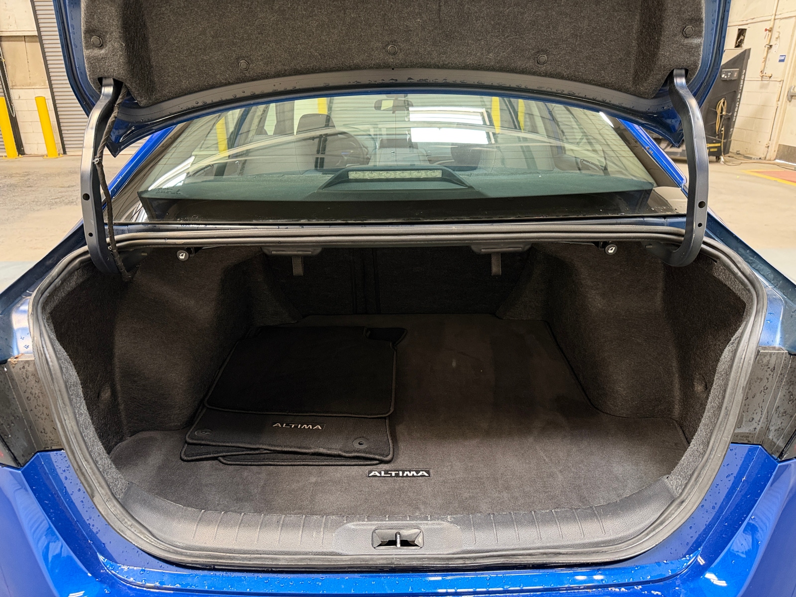 Thumbnail: 2025 Nissan Altima - 7