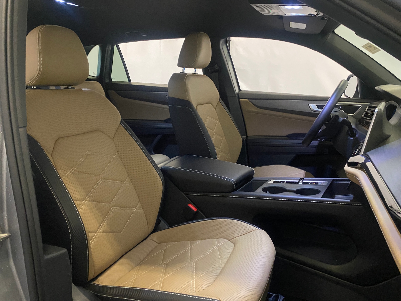 Thumbnail: 2026 Volkswagen Atlas - 2