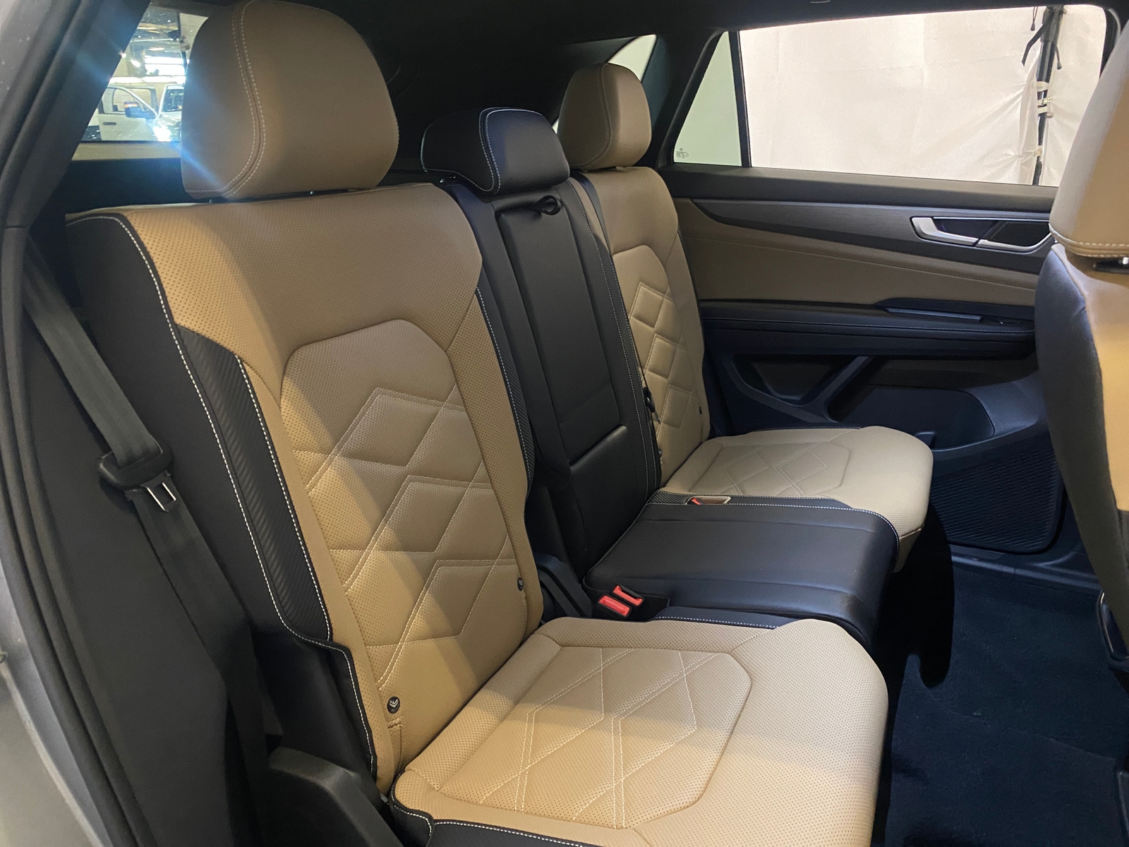 Thumbnail: 2026 Volkswagen Atlas - 6