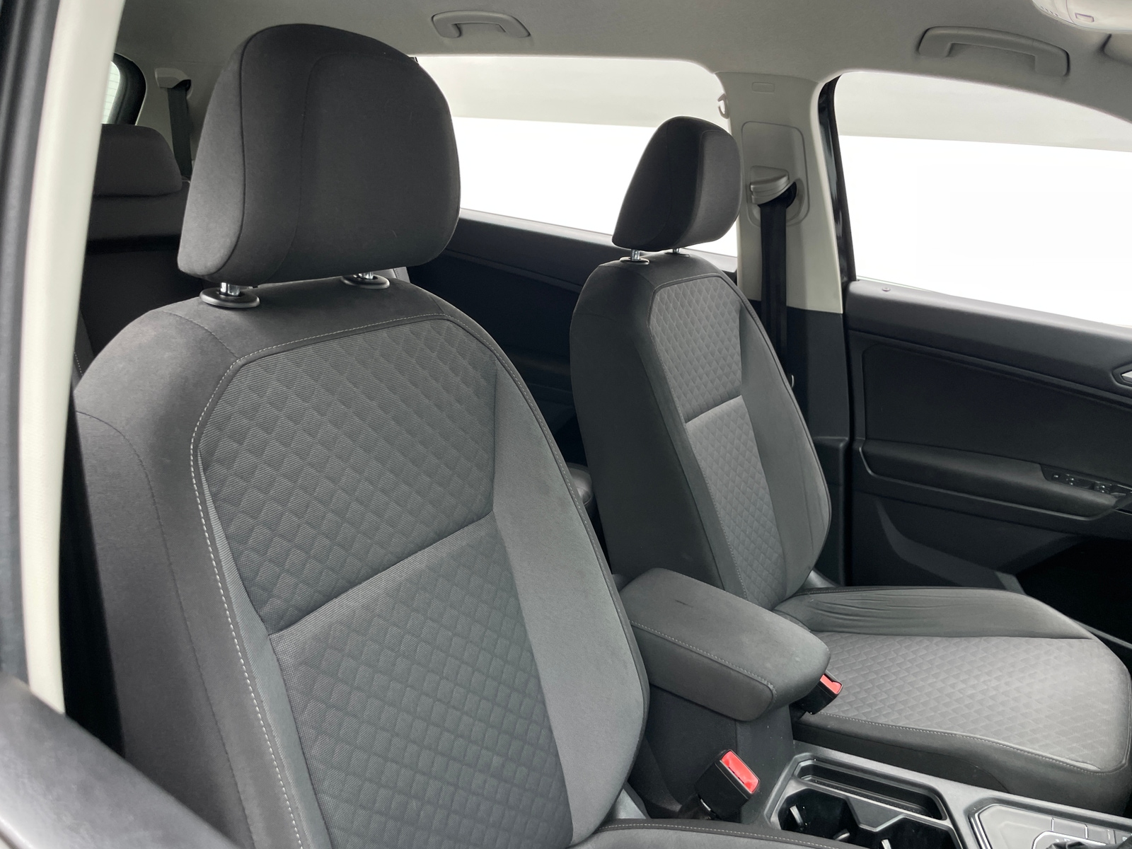 Thumbnail: 2019 Volkswagen Tiguan - 2
