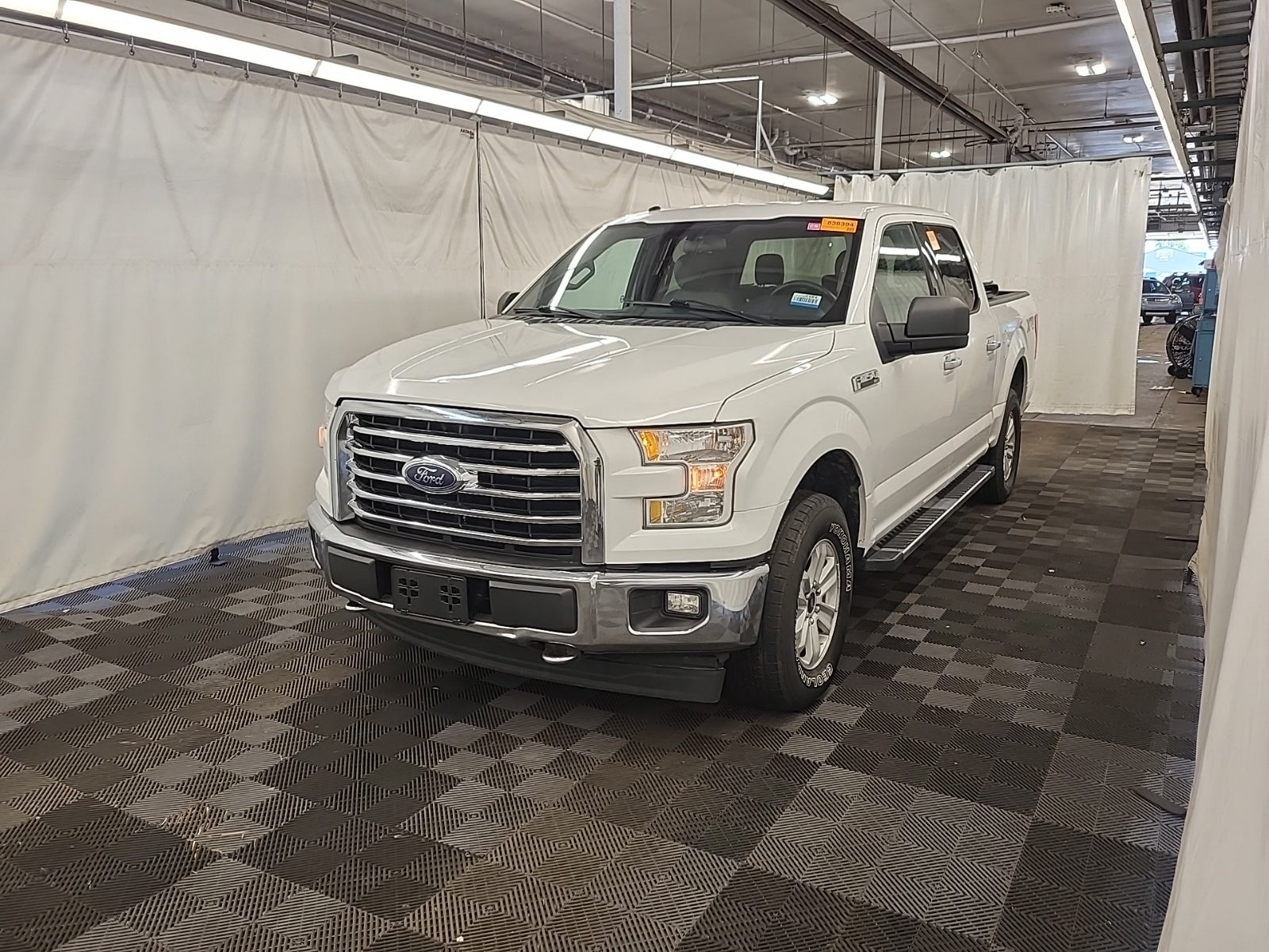 2017 Ford F-150 4WD Supercrew 145" XLT